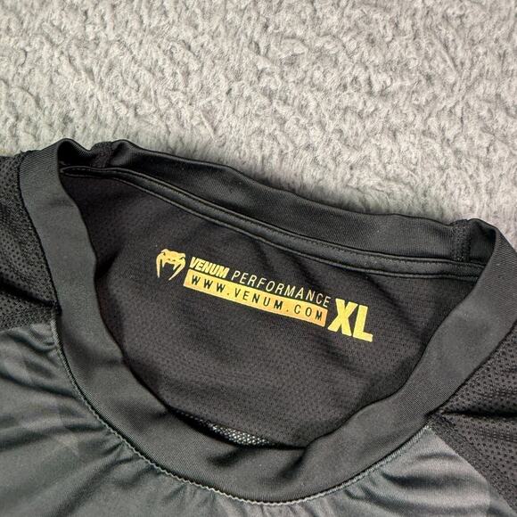 Venum Performance Rashguard Shirt Mens XL Black Long Sleeve Jiu Jitsu MMA - Picture 3 of 12